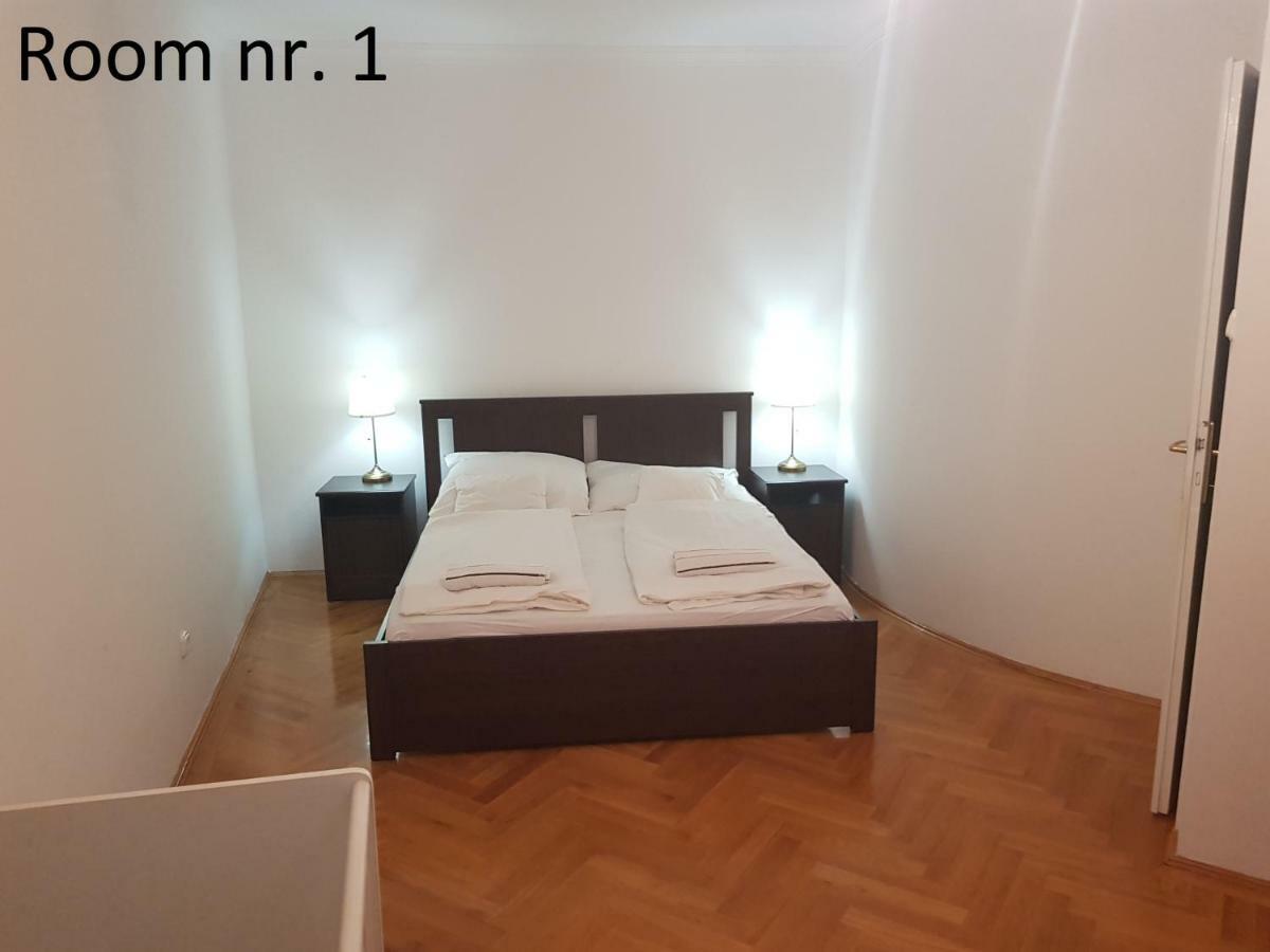 Zoli Apartmanok-Zoli Koelcsey 19 Villa Hajdúszoboszló Exterior foto
