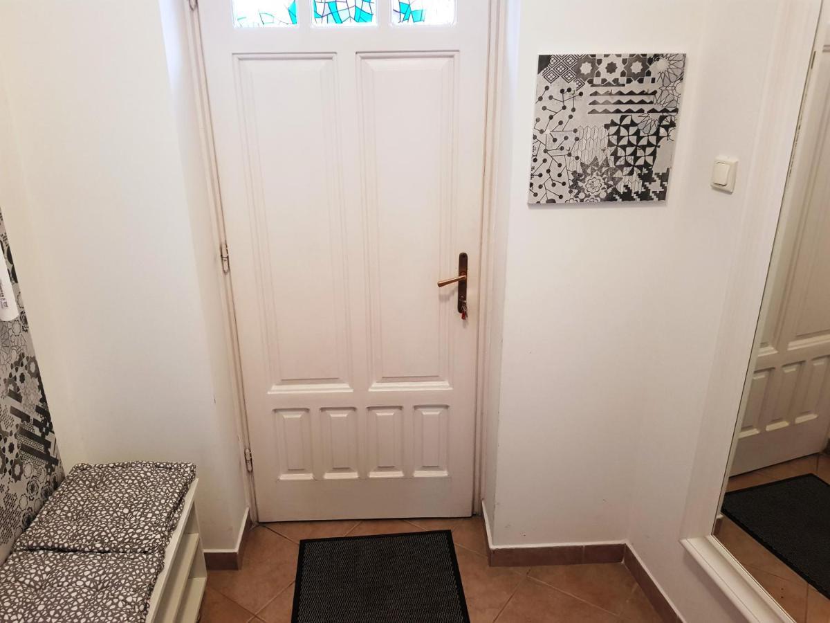 Zoli Apartmanok-Zoli Koelcsey 19 Villa Hajdúszoboszló Exterior foto