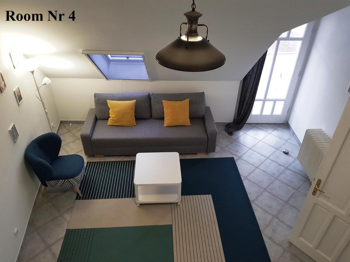 Zoli Apartmanok-Zoli Koelcsey 19 Villa Hajdúszoboszló Exterior foto